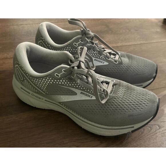 Brooks Shoes - Brooks Ghost 14 Running Shoes Women’s Sz 9. 5 Athletic Gray Comfort Walking